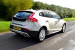 Volvo V40 D2 Cross Country 2016 года (UK)